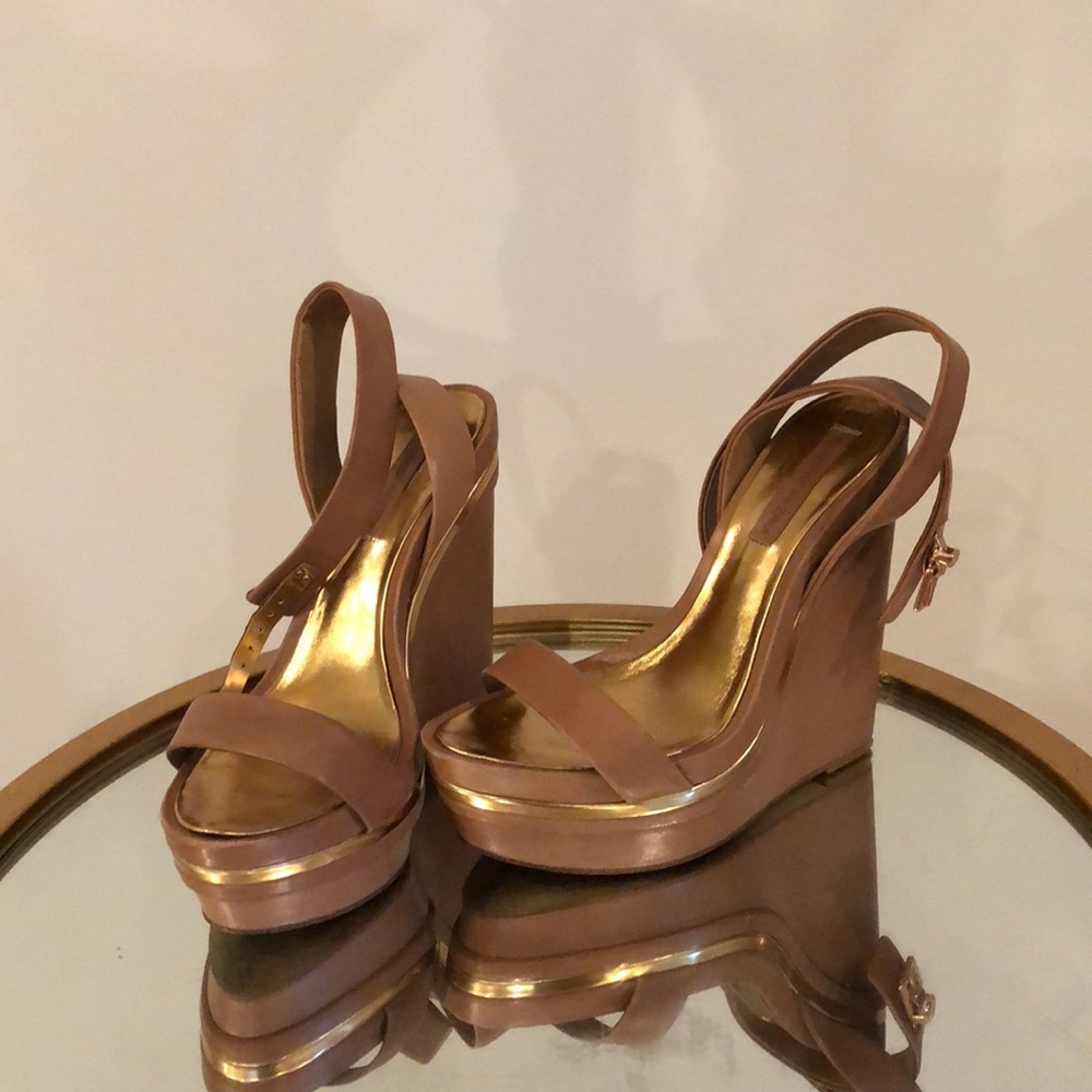 BCBGMAXAZRIA Brown Leather Wrap Ankle Wedges